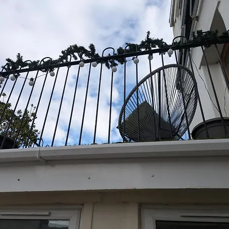 The * Бристоль